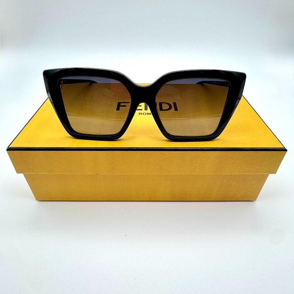 Fendi FF Diamonds FE40161I 01B Oversized Square Sunglasses 54mm Black Gold NWT